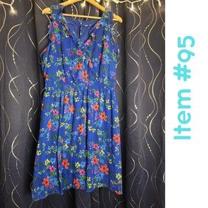 adorable blue floral dress no tag (2x)
